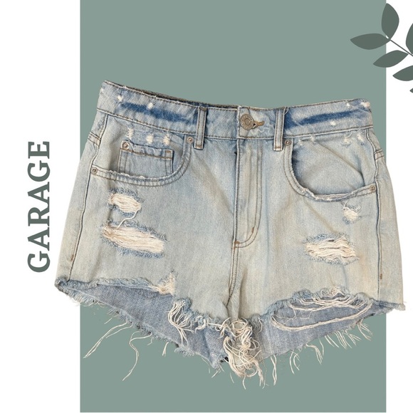 🛍️3/$40 Garage Women's Festival High Wast Distressed Denim Shorts - Blue Size 3 - Picture 1 of 5